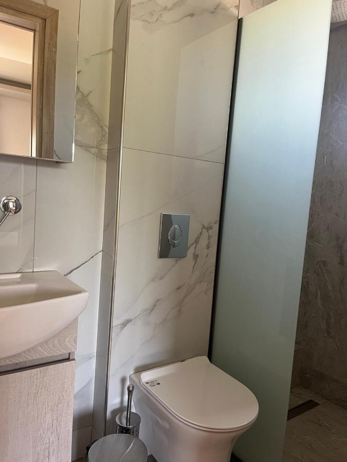 Néa Péramos Suites Ris מראה חיצוני תמונה