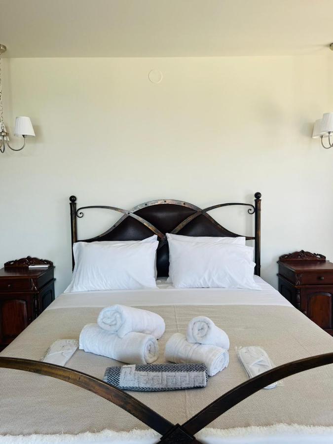 Néa Péramos Suites Ris מראה חיצוני תמונה