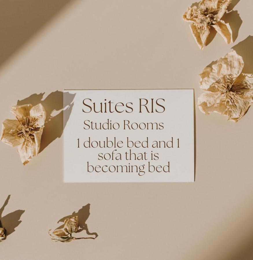 Néa Péramos Suites Ris מראה חיצוני תמונה